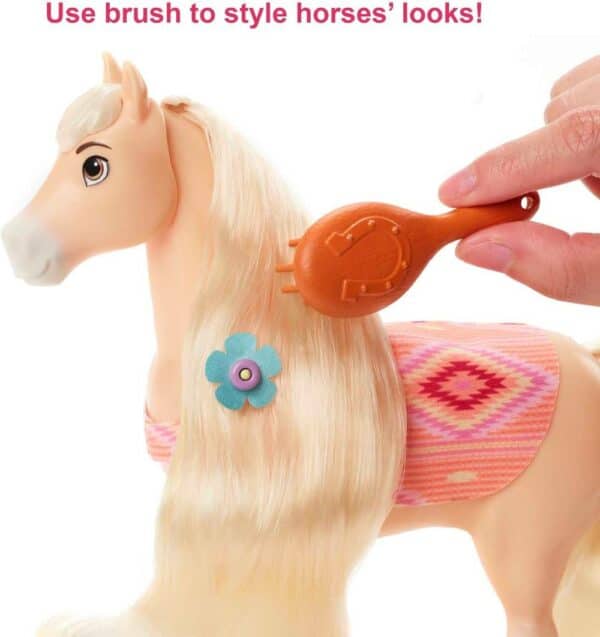 Dreamworks Spirit Stable Style Chica Linda (8 in), Foal Figure, Hair Tool & Styling Accessories, Brush, Mirror - Image 3