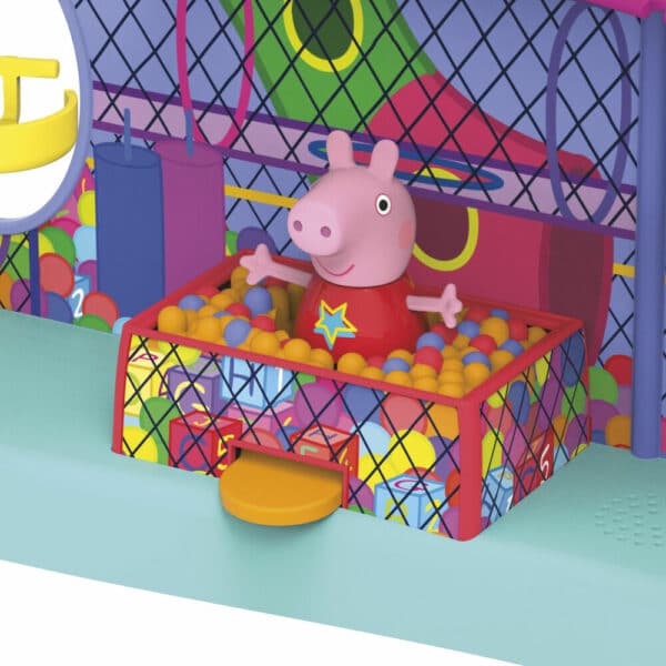 Peppas Ultimate Play Center Playset - Image 3
