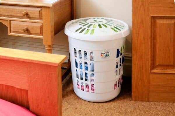 Casa Deluxe Round Laundry Hamper Ice White - Image 4