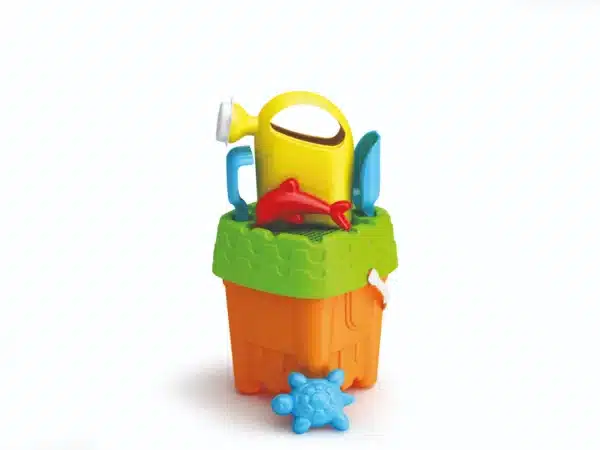 Square Castle Beach Bucket Set With Watering Can & 5 Other Accessories 18cm