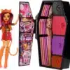 Monster High Skulltimate Secrets Neon Frights Doll & Accessories - Image 3