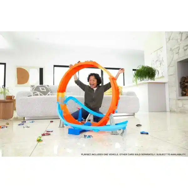 Hot Wheels Massive Loop Mayhem Track Set With 70cm Tall Track Loop - Image 2