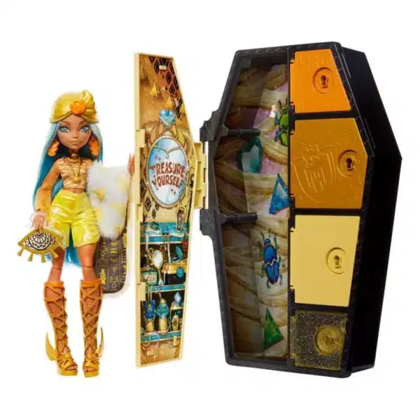 Monster High Skulltimate Secrets Fearidescent Cleo de Nile Exclusive Doll